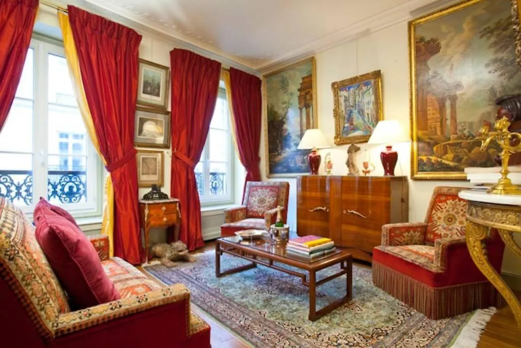 Apartmán Luxury, Calm And Elegance In The Heart Of Champs-elysees With A Bottle Of Champagne Upon Your Arrival !!! *