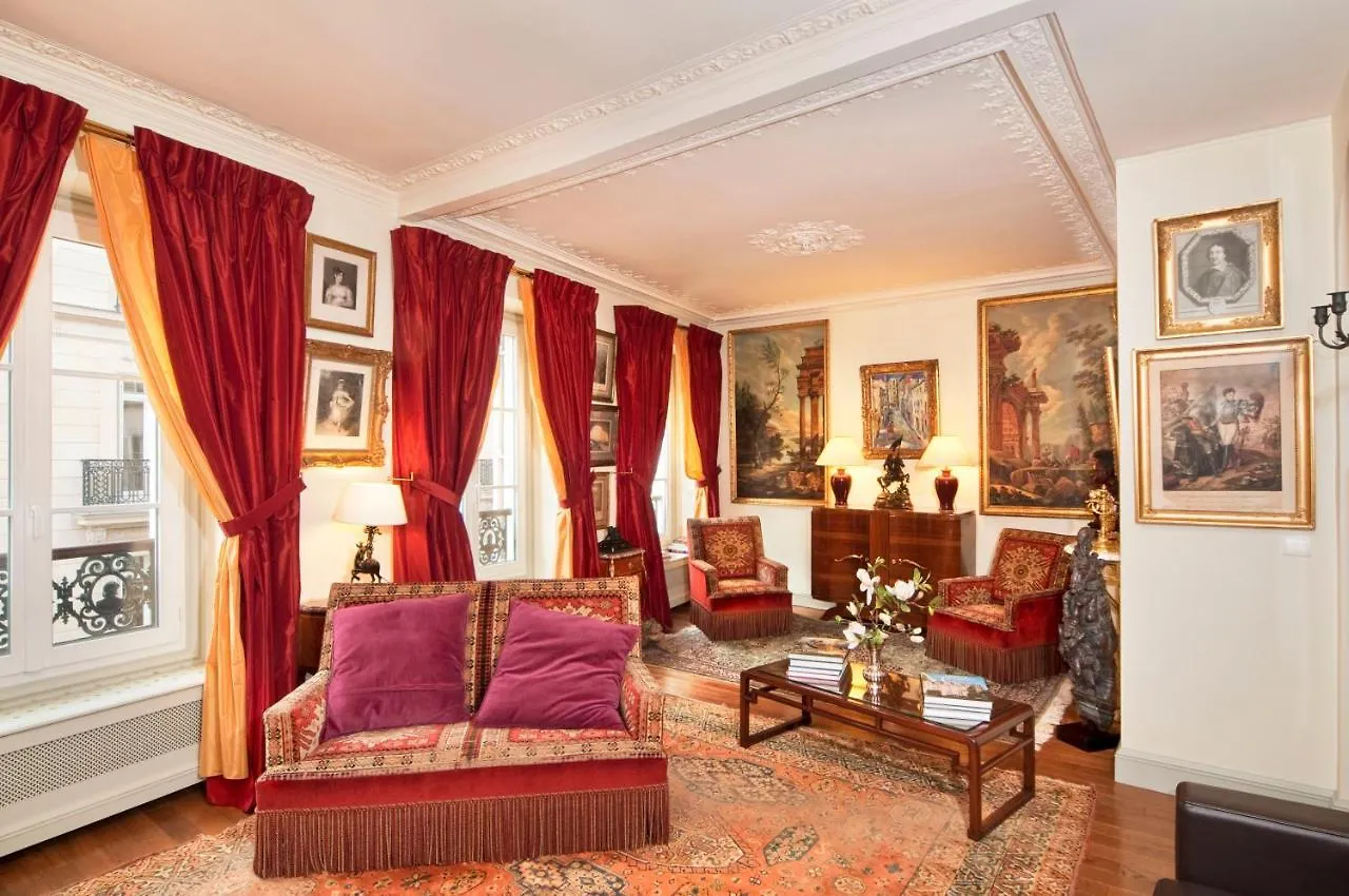 Apartment Champs-élysées Luxury Champagne Haven